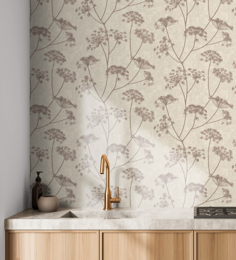 Papel pintado de hojas tono berenjena con fondo textil en relieve  Marlow Wildflower 683657