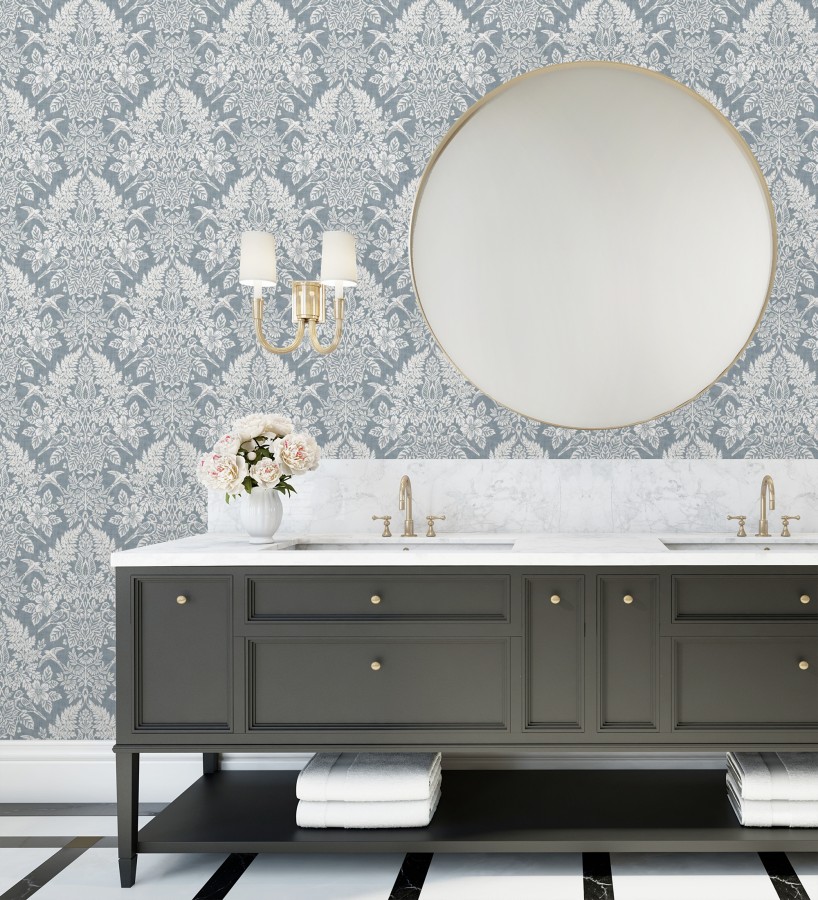 Papel pintado damasco artístico con flores y pájaros fondo azul glaciar  Charlotte Heritage 683662