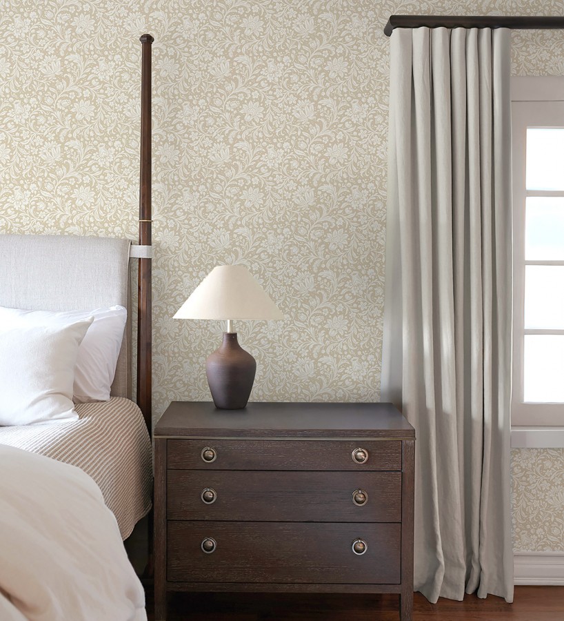 Papel pintado floral con hojas estilo vintage fondo beige  Waverly Ornate 683664