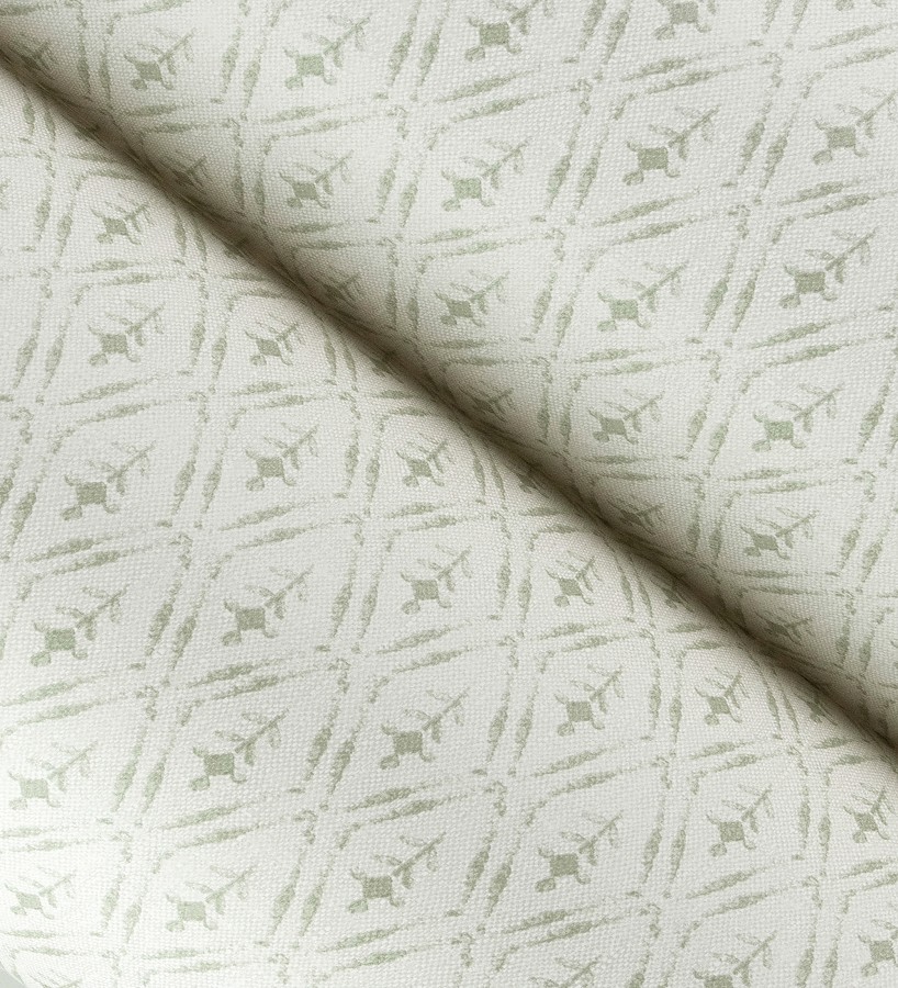 Papel pintado rombos sobre lienzo diseño ikat tonos verde  Skye Trellis 683713