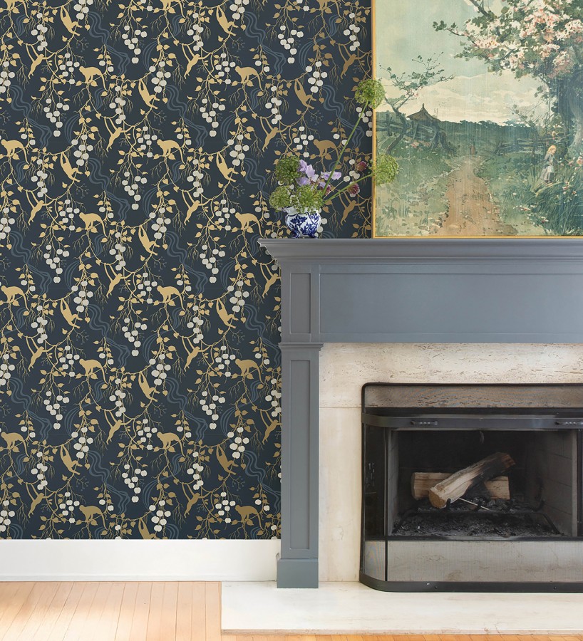 Papel pintado monos en la selva y frutos rojos fondo azul  Luanda Monkey 683782