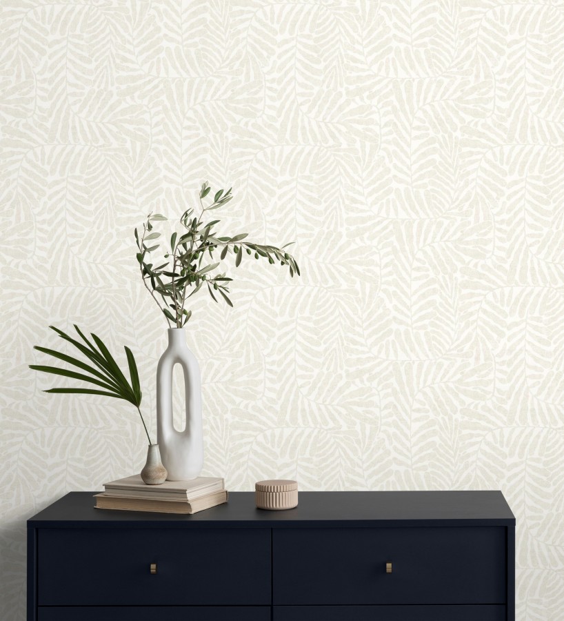 Papel pintado minimalista de hojas nacaradas fondo blanco  Riviera Opulent 683847