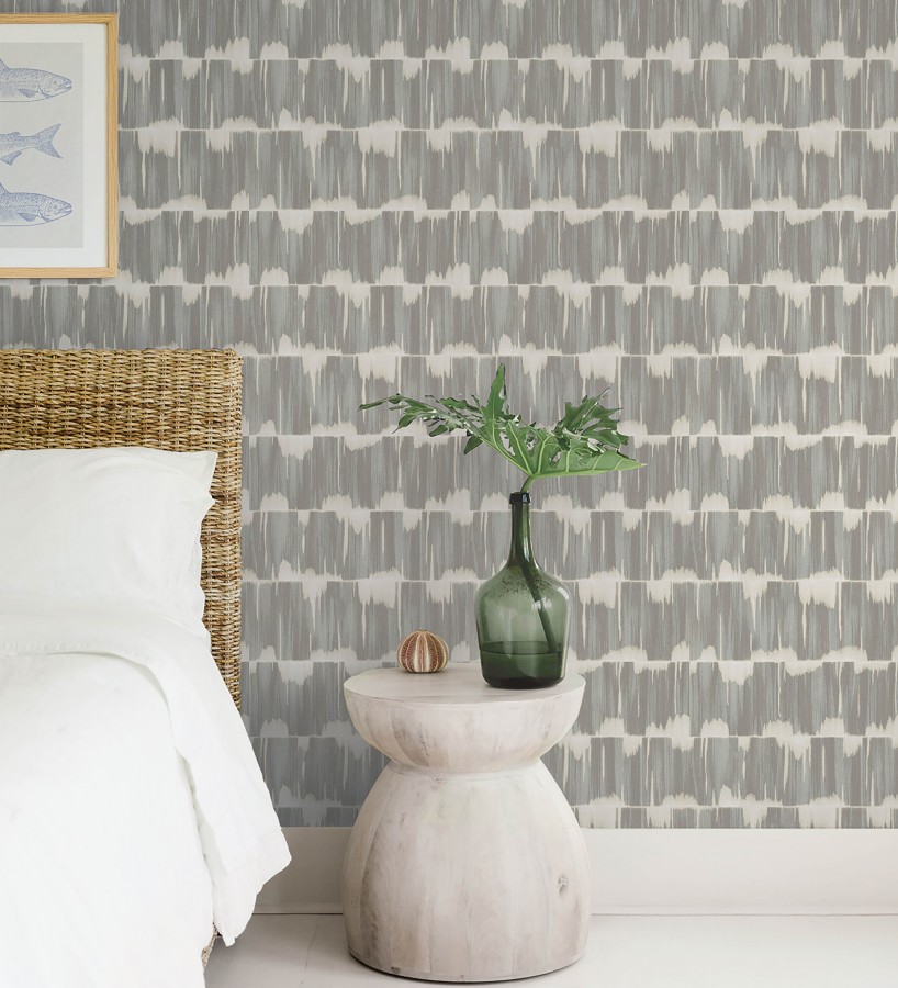 Papel pintado esencia de telar gris visón estilo wabi sabi  Kira Ikat 683939