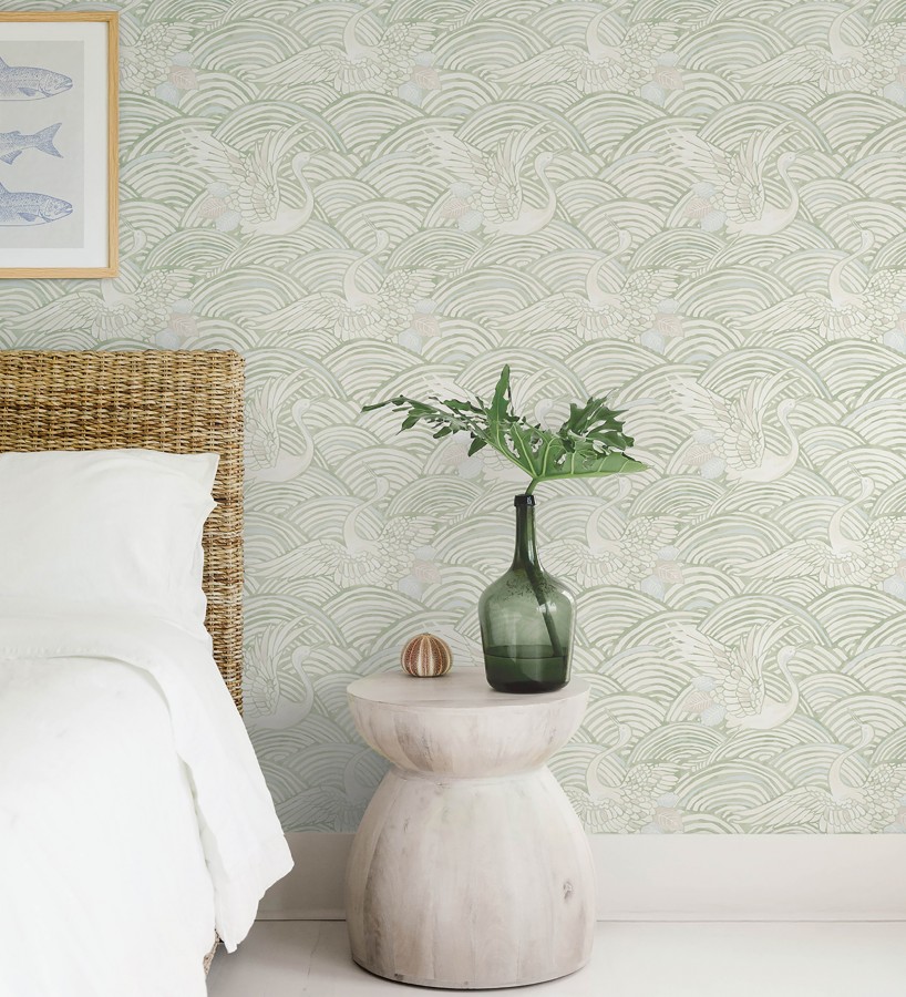 Papel pintado grullas y ondas estilo japonés acuarela tonos verdes  Mila Winged 683957
