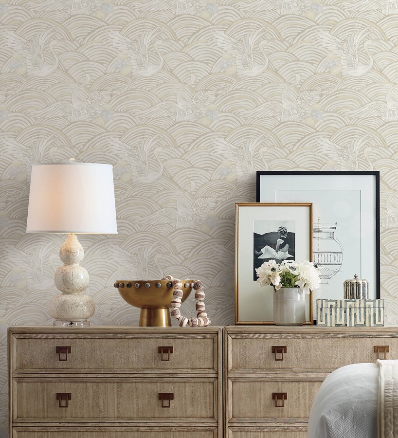 Papel pintado grullas y ondas estilo japonés acuarela tonos beige  Mila Winged 683959