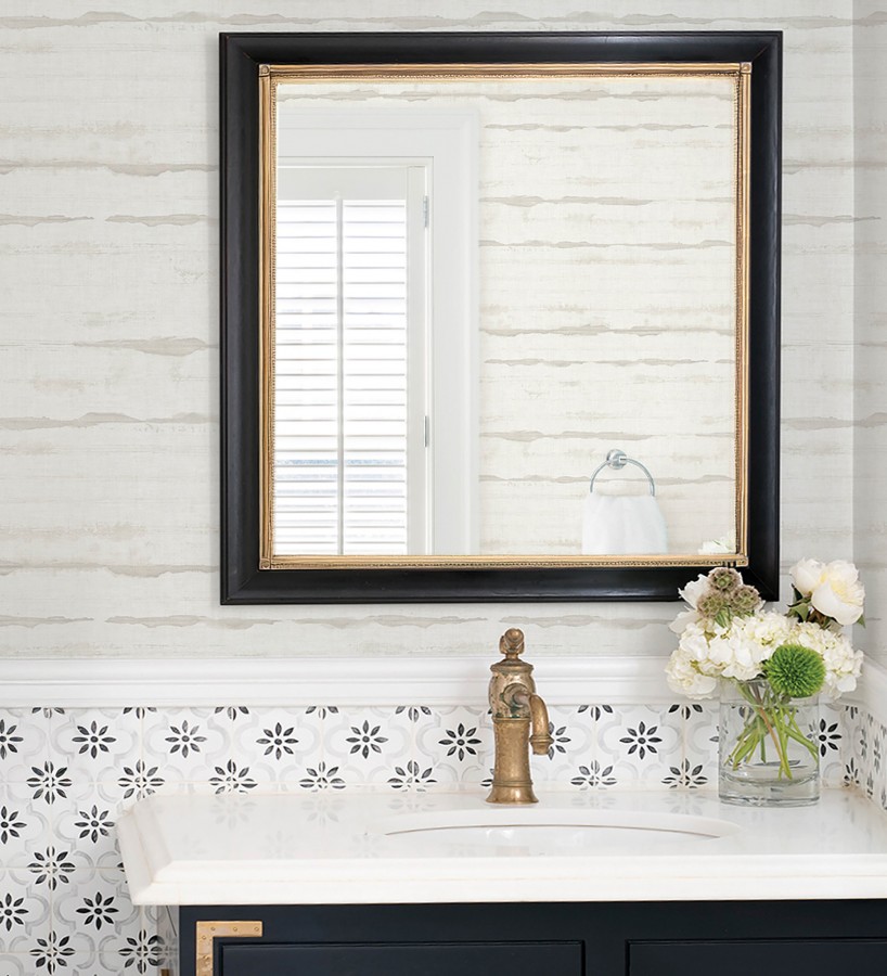 Papel pintado de rayas horizontales de acuarela beige sobre lienzo  Bering Horizon 683977