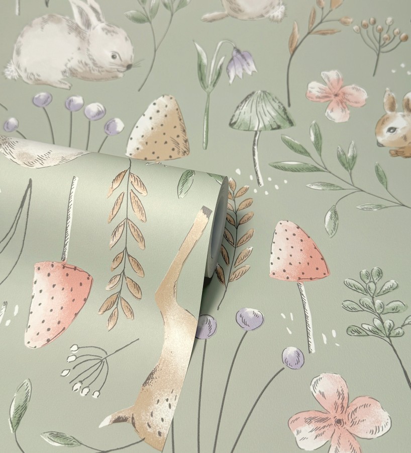 Papel pintado de animalitos en el bosque fondo color verde  Pip Acorn 684053