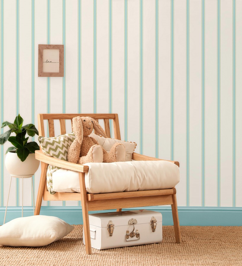 Papel pintado rayas celestes y verdes festoneadas infantil  Olivia Wavy 684079