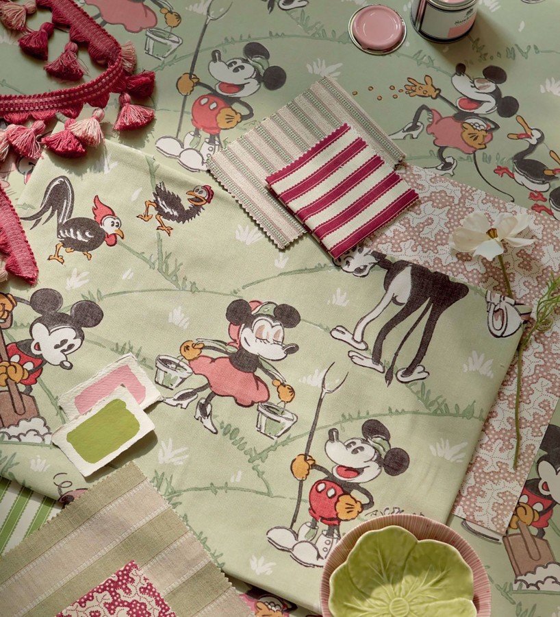 Papel pintado de Mickey Mouse vintage en la granja sobre fondo verde  Mickey At The Farm 684197