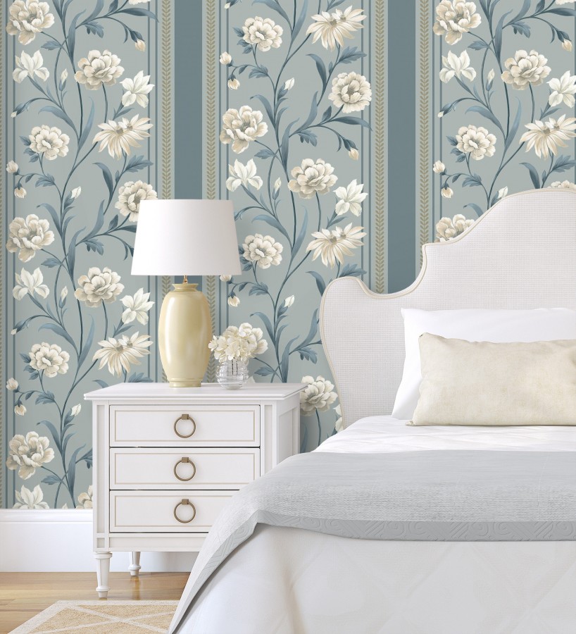Papel pintado clásico de peonías y rayas fondo azul acero  Briseida Serenity 684257