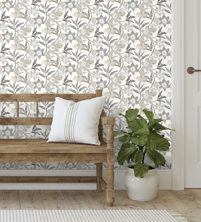 Papel pintado de frutas y flores estilo country tonos grises beige y negro  Rowan Nectarine 684304