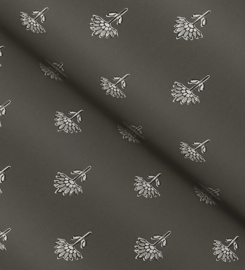 Papel pintado provenzal francés de flores pequeñas fondo negro  Willowmere Ditsy 684315