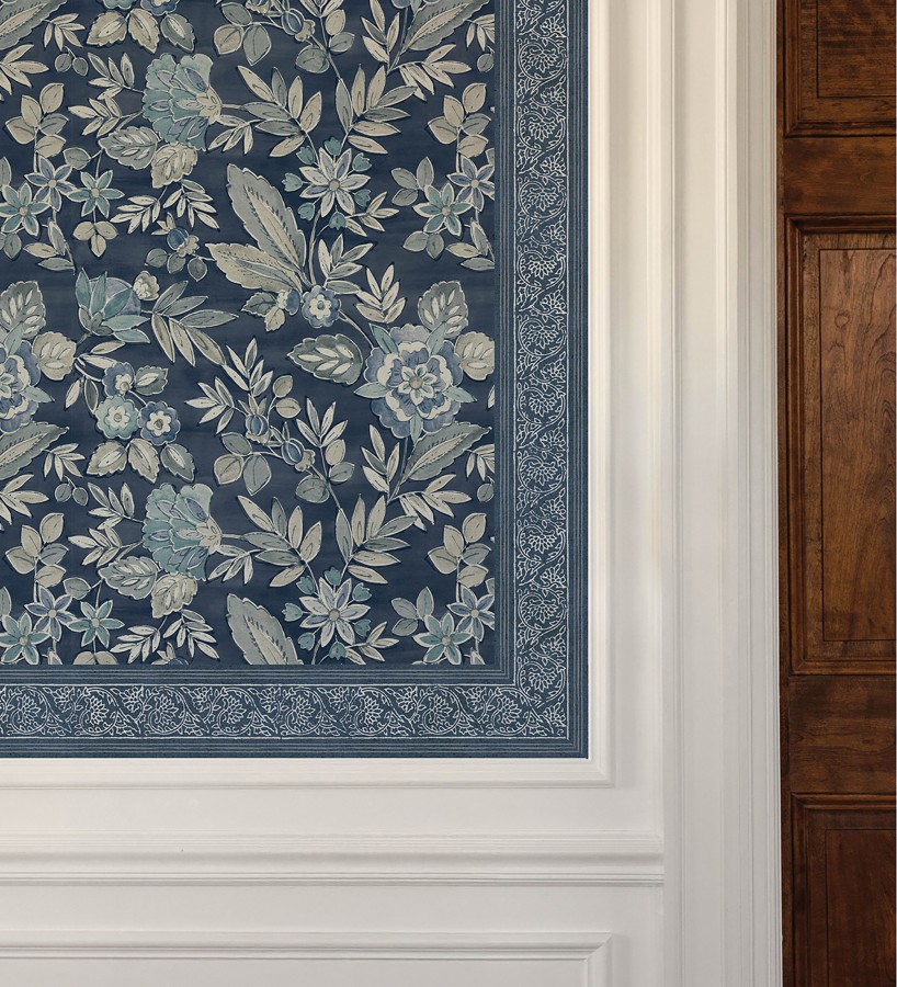 Cenefa de papel pintado diseño floral azul estilo cottage country  Primrose Lacework 684333