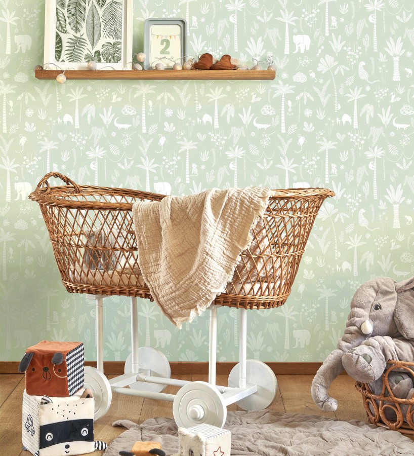 Papel pintado selva minimalista animales y palmeras blanco fondo verde salvia  Milo Safari 684455
