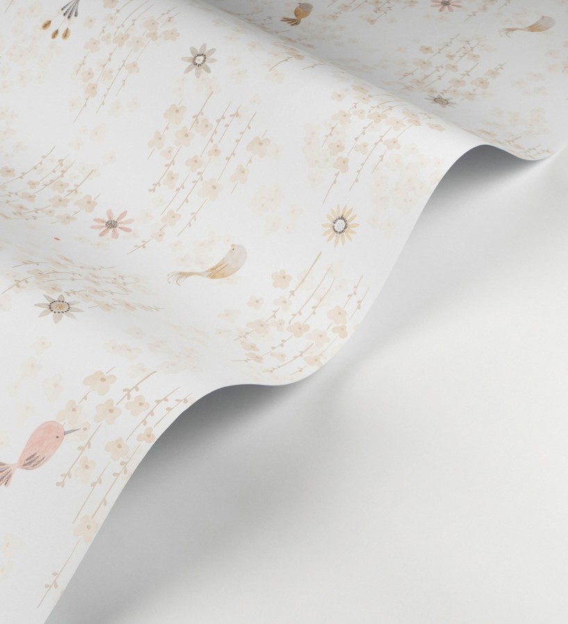 Papel pintado de pajaritos y flores color beige rosáceo  Alma Birds 684460