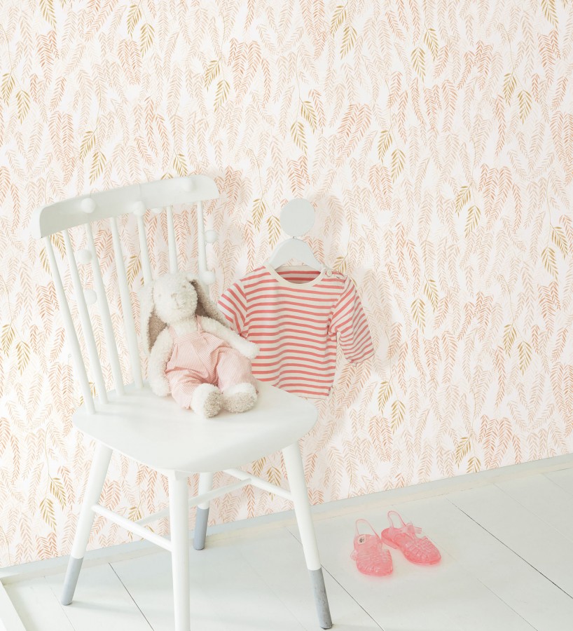 Papel pintado de hojas en tonos coral y beige  Lara Willow 684465