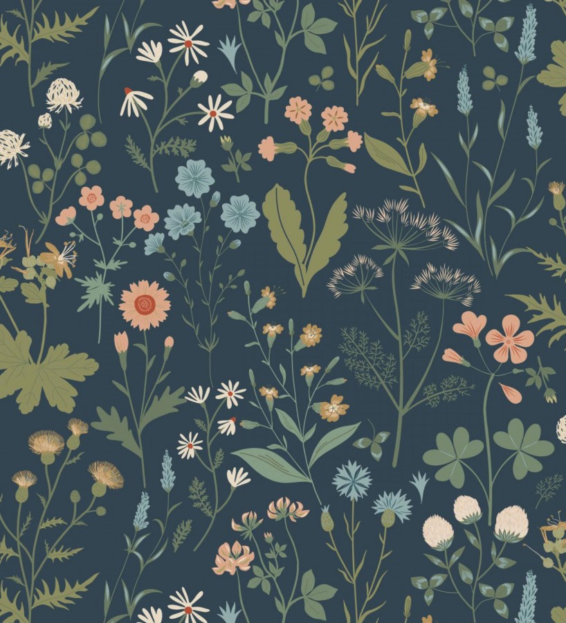 Papel pintado pradera flores silvestres tonos intensos fondo azul oscuro  Yorkshire Floral 684545