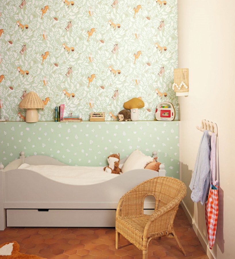 Papel pintado infantil de ciervos erizos mapaches y búhos  Robin Chirpy 684568