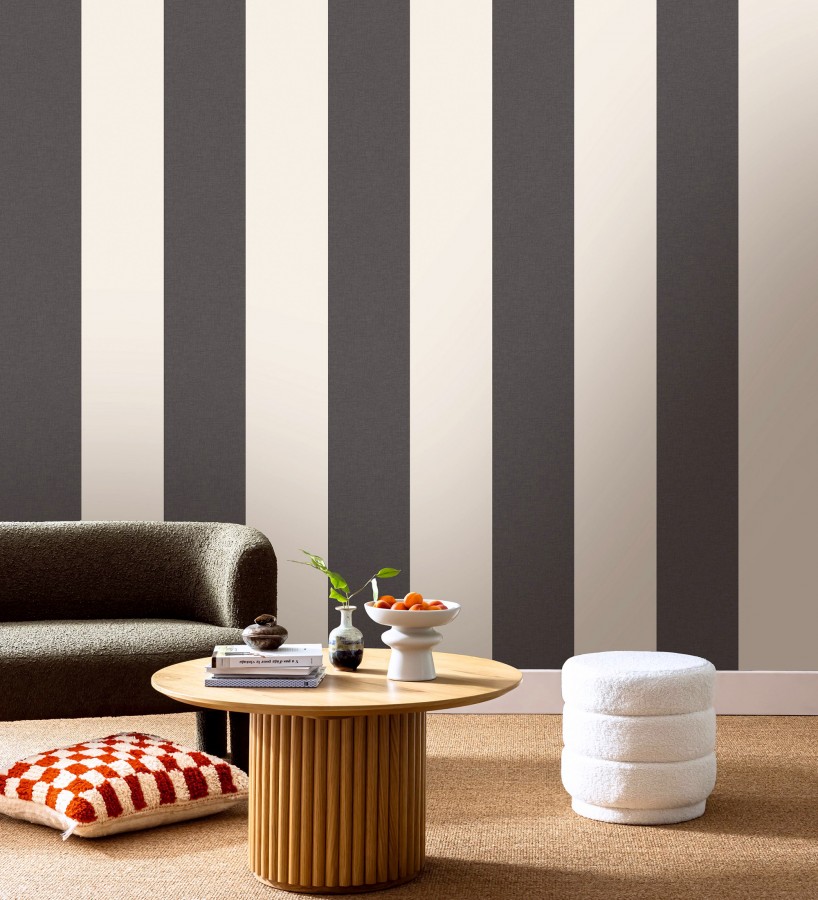 Papel pintado de rayas anchas con textura textil en tonos negro y blanco  Limerick Lofted 684600