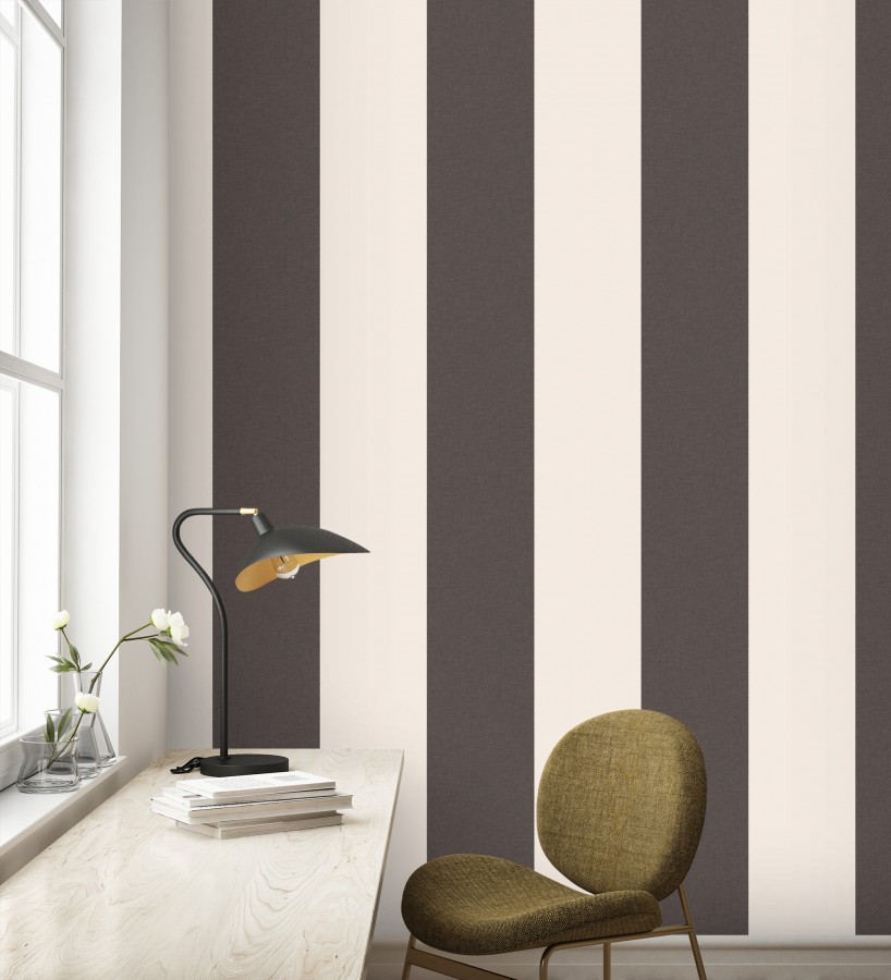Papel pintado de rayas anchas con textura textil en tonos negro y blanco  Limerick Lofted 684600