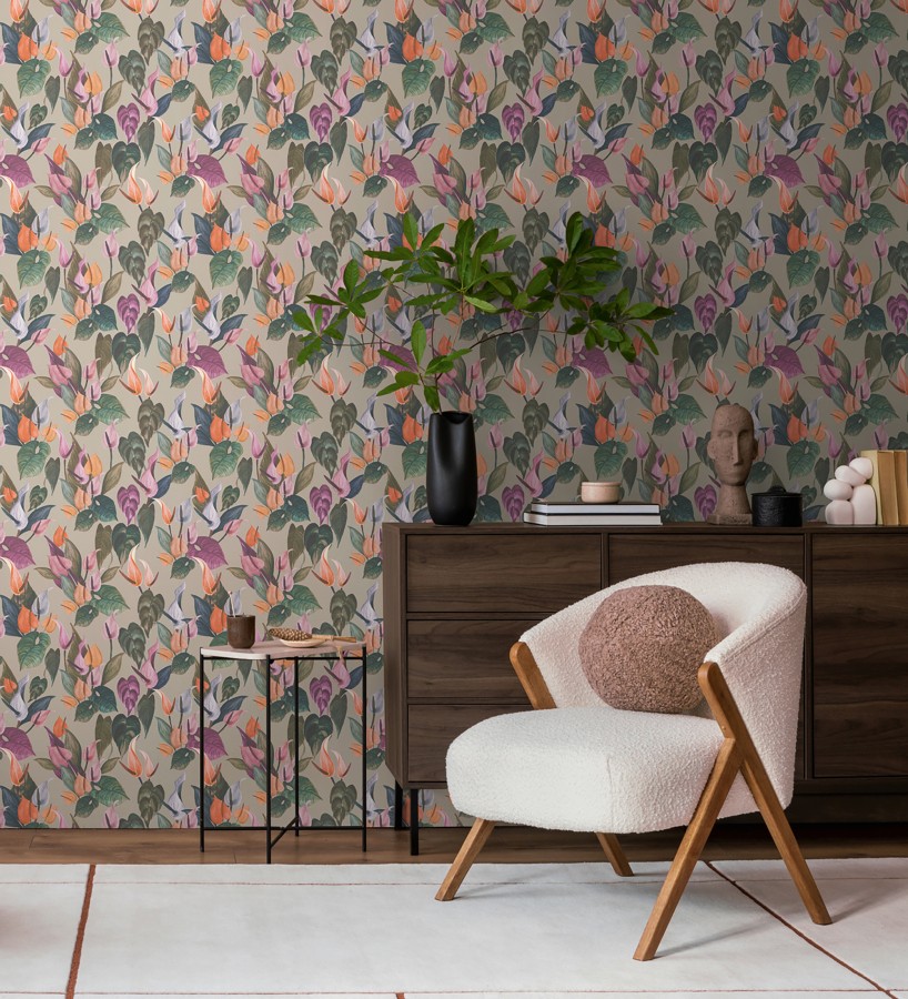 Papel pintado flores de anturio exóticas fondo greige  Panama Vibe 684620
