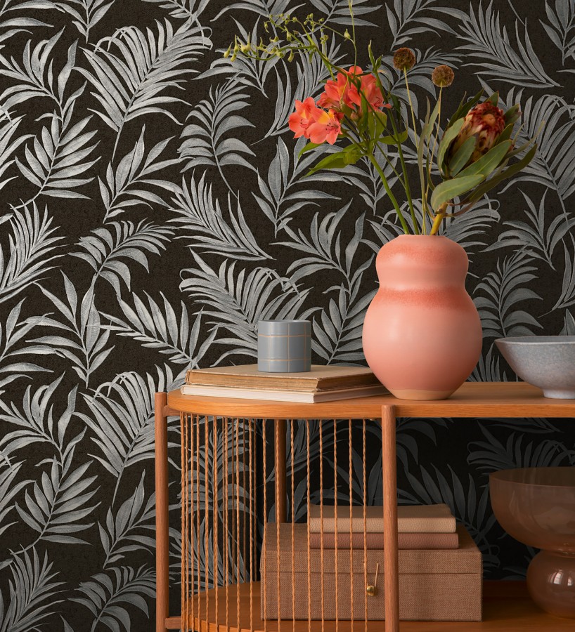 Papel pintado de hojas bordadas en gris metalizado sobre fondo texturado  Selene Ethereal 684709