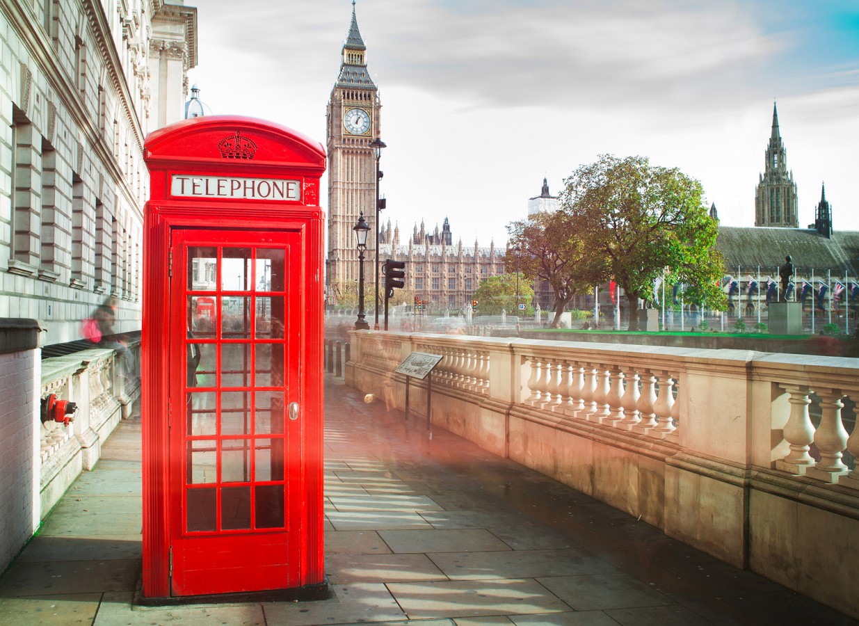 Papel pintado mural Londres cabina roja y Big Ben icónico  Triven Timeless 684743