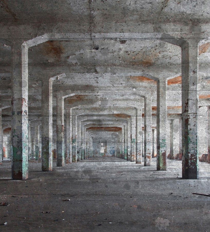 Papel pintado mural almacén industrial abandonado con columnas de hormigón  Olaven Perspective 684756