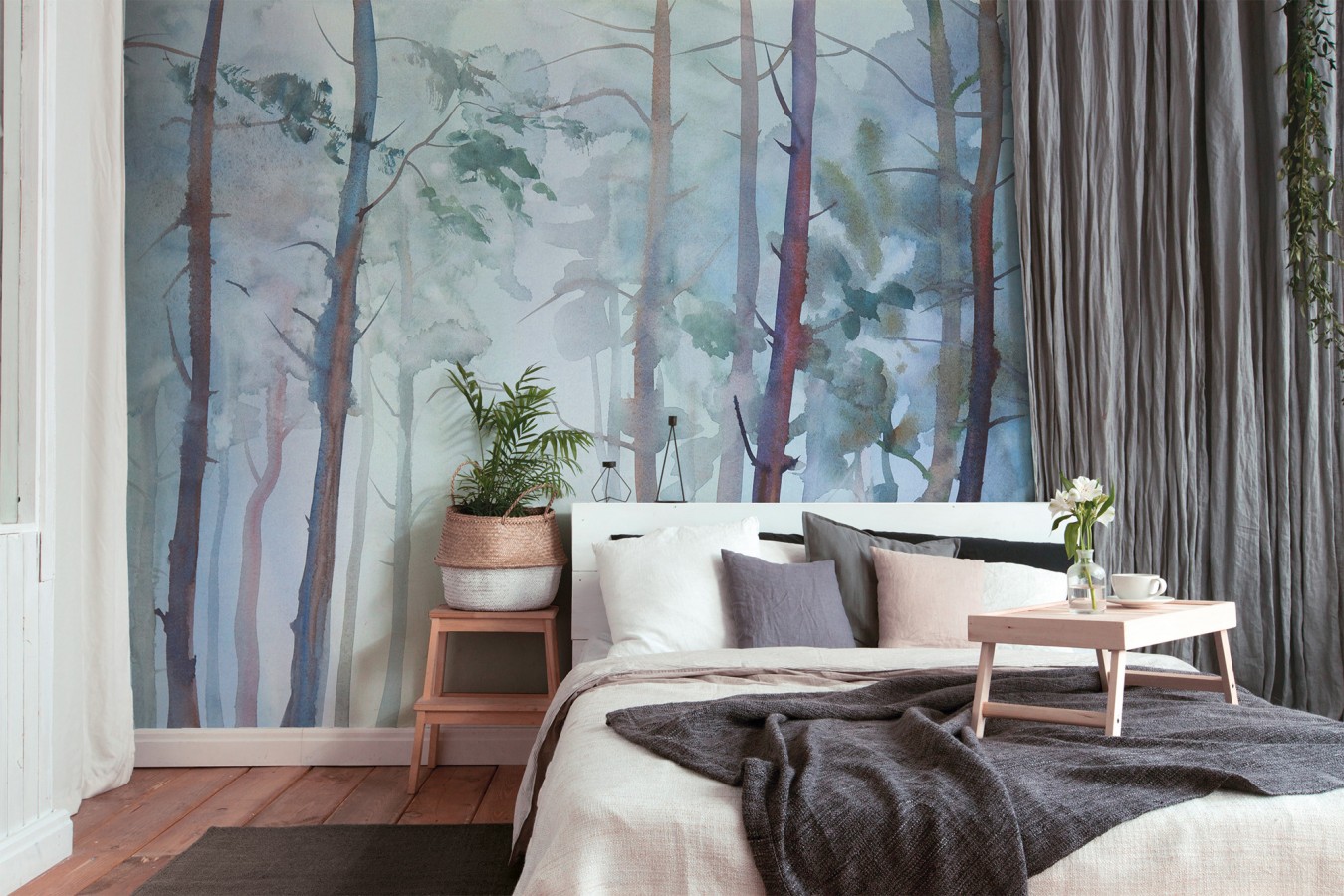 Papel pintado mural de bosque de pinos con efecto acuarela y niebla  Aleris Glaze 684770
