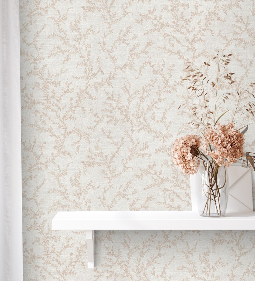 Papel pintado ramas sutiles color beige rosado relieve textil  Margot Delicate 684828