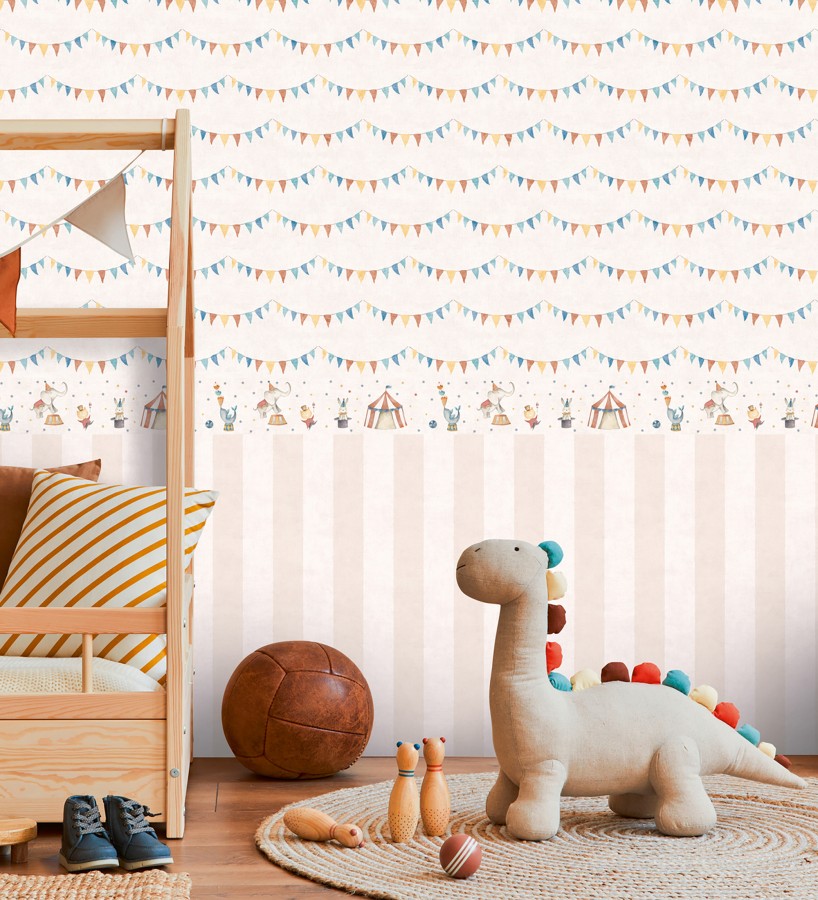 Cenefa de papel pintado circo mágico con animales fantásticos  Playful Circus 684875