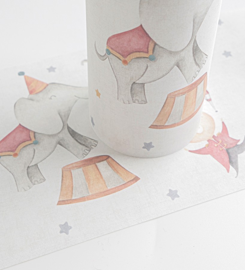 Cenefa de papel pintado circo mágico con animales fantásticos  Playful Circus 684875
