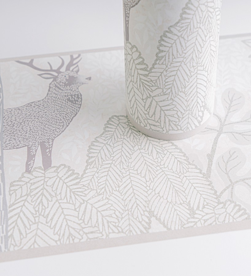 Cenefa de papel pintado bosque con osos y ciervos infantil gris y beige  Bambi Bear 684881