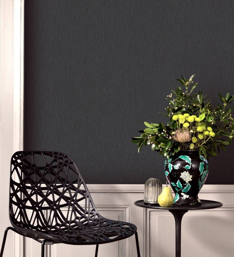Papel pintado efecto metalizado negro cepillado brillo sutil en relieve  Essen Brushed 685165