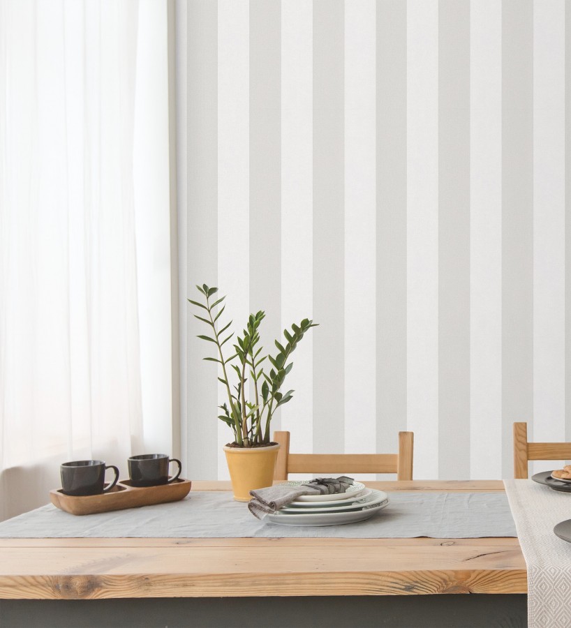 Papel pintado de rayas greige y blanca textura textil suave  Soren Stripe 685276