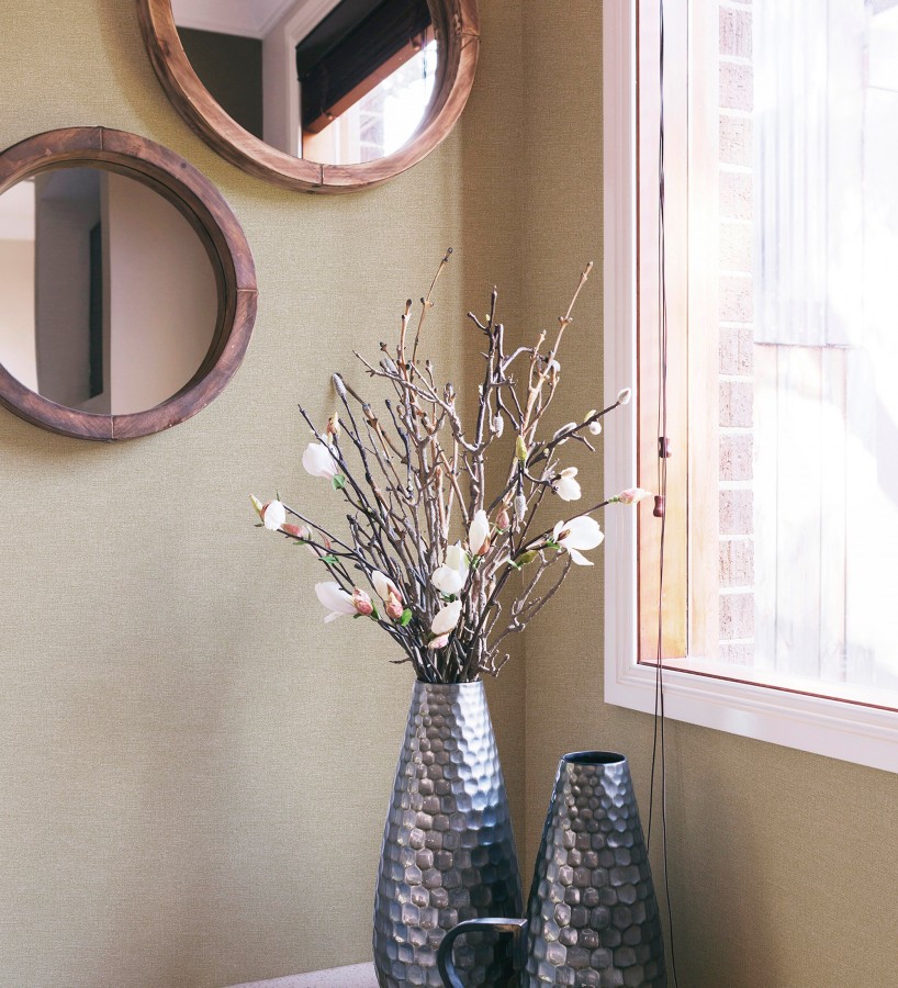 Papel pintado efecto tela de lino jaspeada texturizada  Liverpool 681030