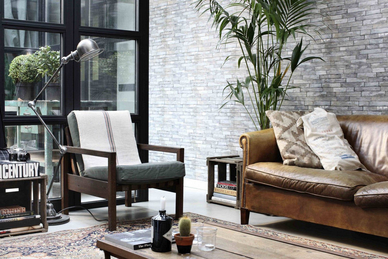 Papel pintado ladrillo de madera gris claro minimalista  Kenwood 8381