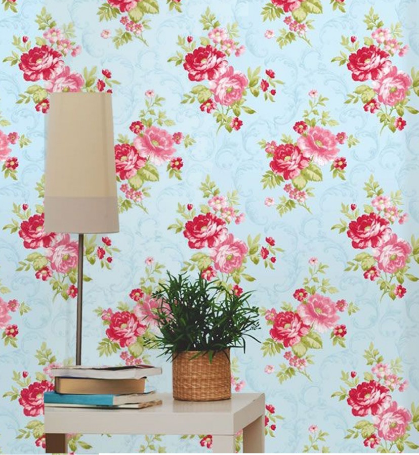 Papel pintado inglés con flores grandes románticas rosa oscuro fondo celeste aguamarina  Lolita 421558