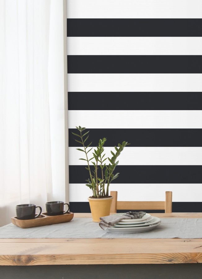 Papel pintado de rayas horizontales negras y blancas Raya Lancaster FL 680234