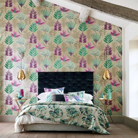 Papel pintado hojas silvestres turquesa y rosa Harper Bloom 127508