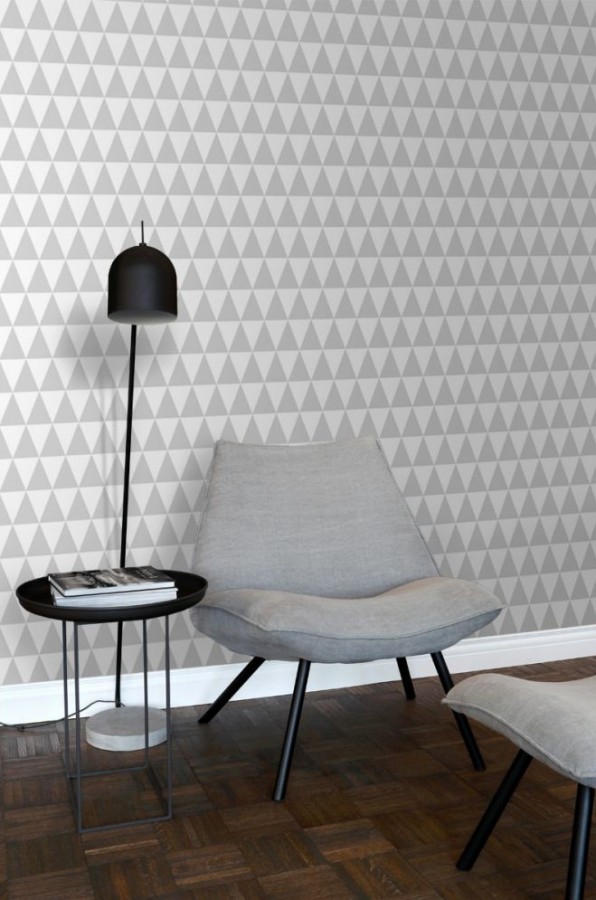 Papel pintado triángulos gris claro y blanco estilo nórdico Nordem Mountains 677329