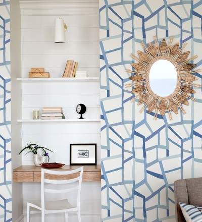 Papel pintado geométrico trozos de telas texturizadas tonos azules Kelvin Gallery 680636