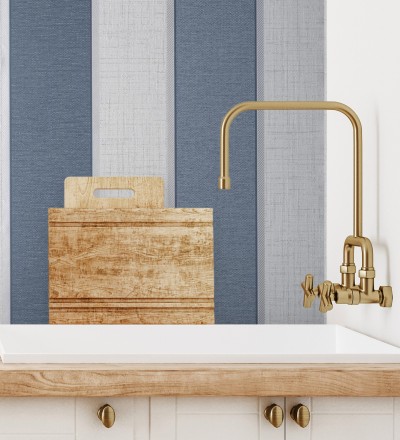 Papel pintado de rayas modernas con algunos toques ligeramente metalizados Loren Stripes 681274