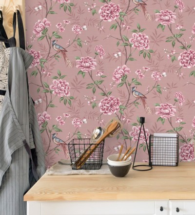 Papel pintado de pájaros y flores fondo texturizado efecto fibra vegetal rosa Nora Garden 681990