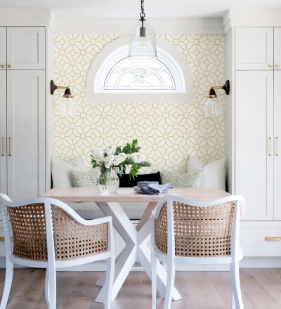 Papel pintado de celosía ocre estilo boho Mosset 682502