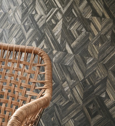 Papel pintado efecto madera teñida formando dibujo geométrico Ekon 682560