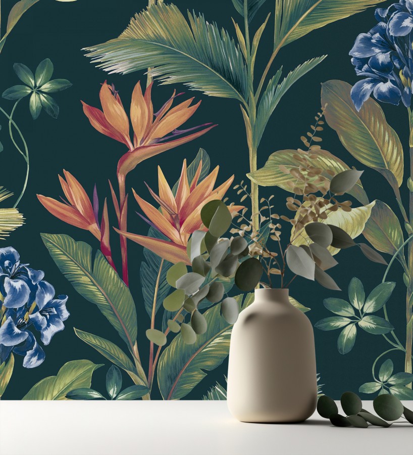 Papel pintado de flores del paraíso y hojas estilo tropical fondo azul petróleo Mia Orchid 682879