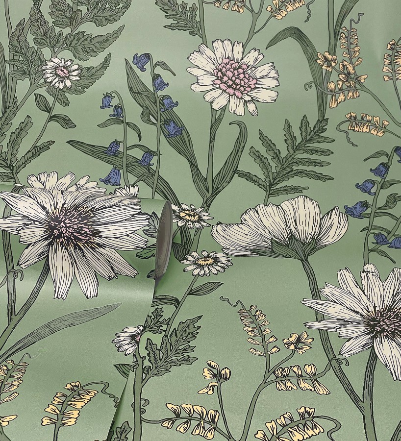 Papel pintado de flores silvestres con margaritas y amapolas fondo verde  Margot Meadow 682381