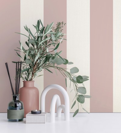 Papel pintado de rayas rosa con textura suave Dijon Stripes 682916