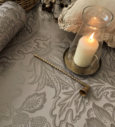 Papel pintado de flores y hojas con estilo refinado y atemporal Goa Leaves 683345